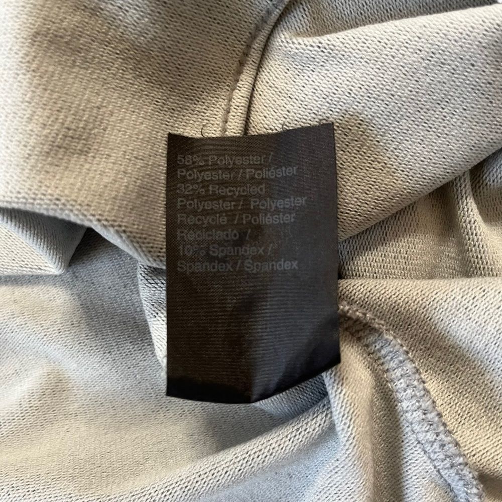 Gray Ryu Long Sleeve Size Medium - image 6